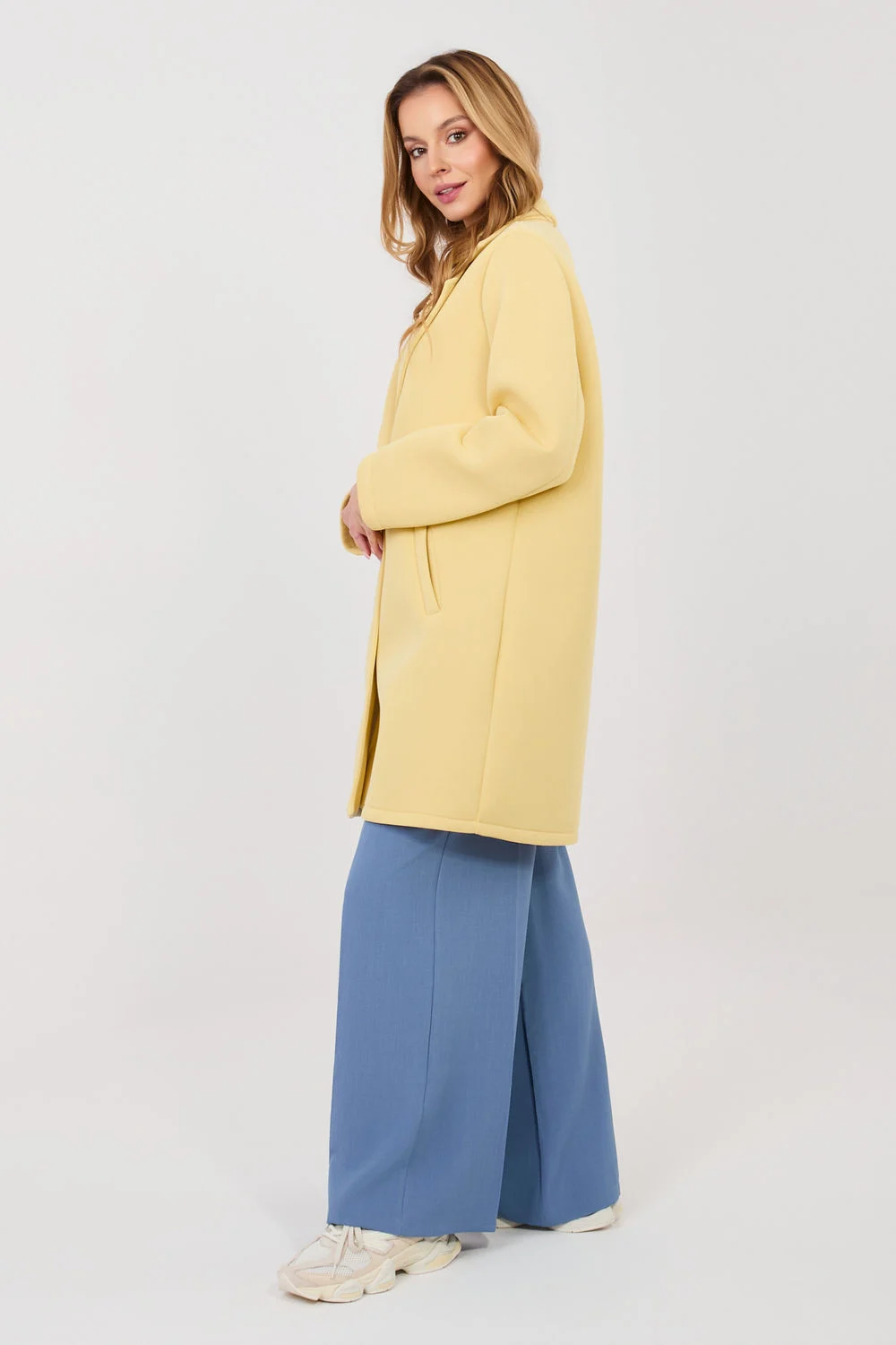 Manteau jaune – Image 2