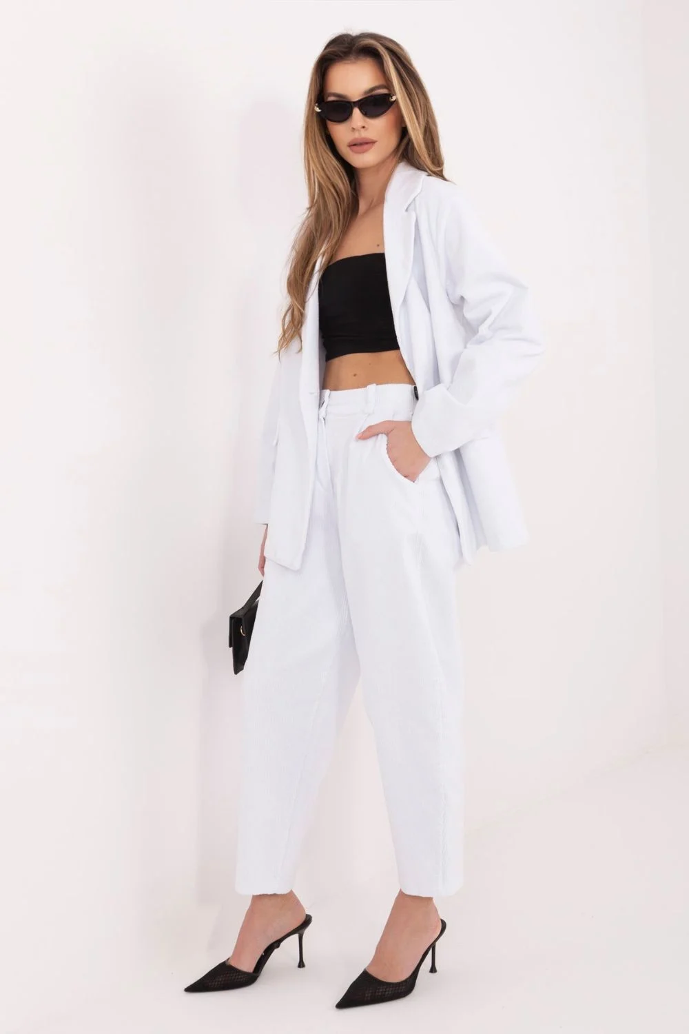 Pantalon en velours côtelé blanc – Image 2