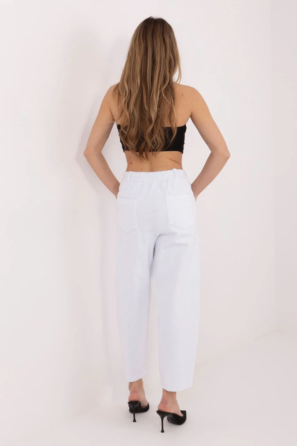 Pantalon en velours côtelé blanc – Image 3