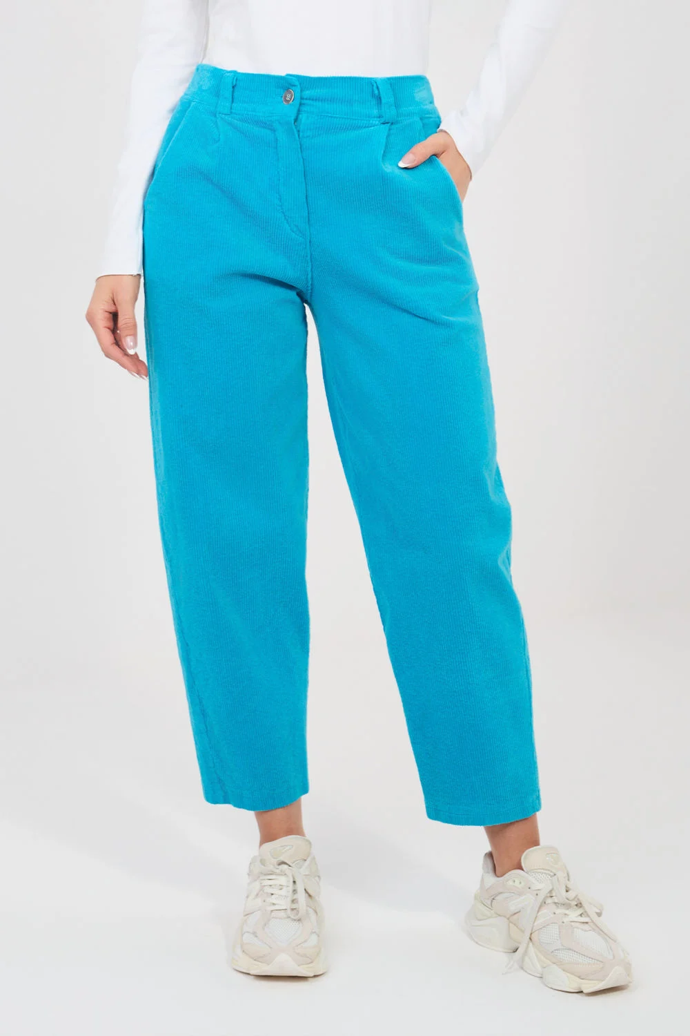 Pantalon en velours côtelé bleu