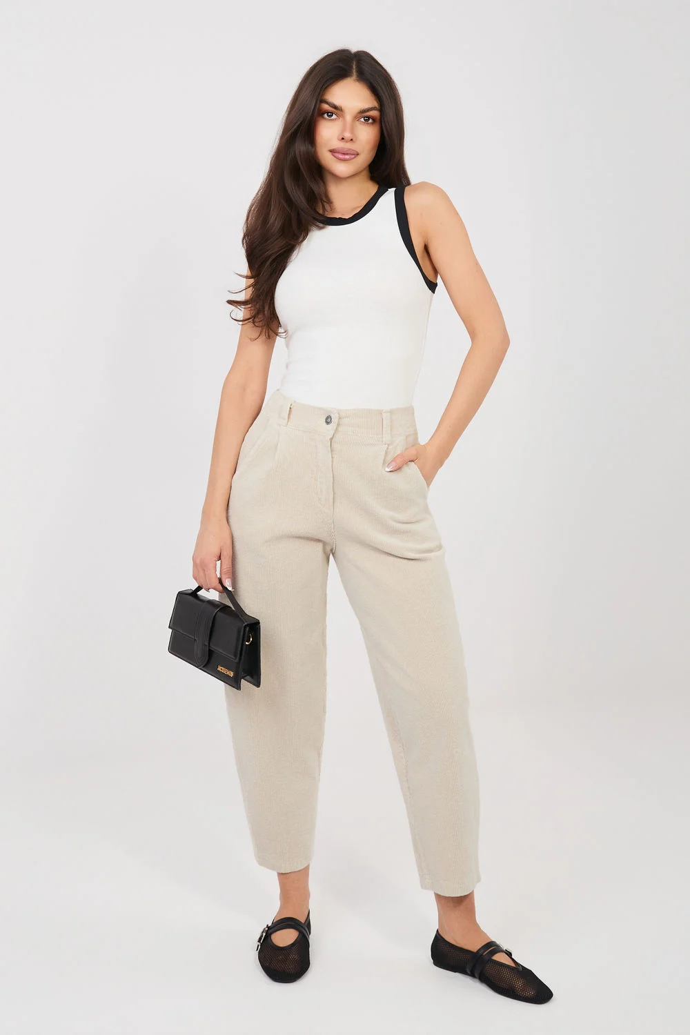 Pantalon en velours côtelé beige