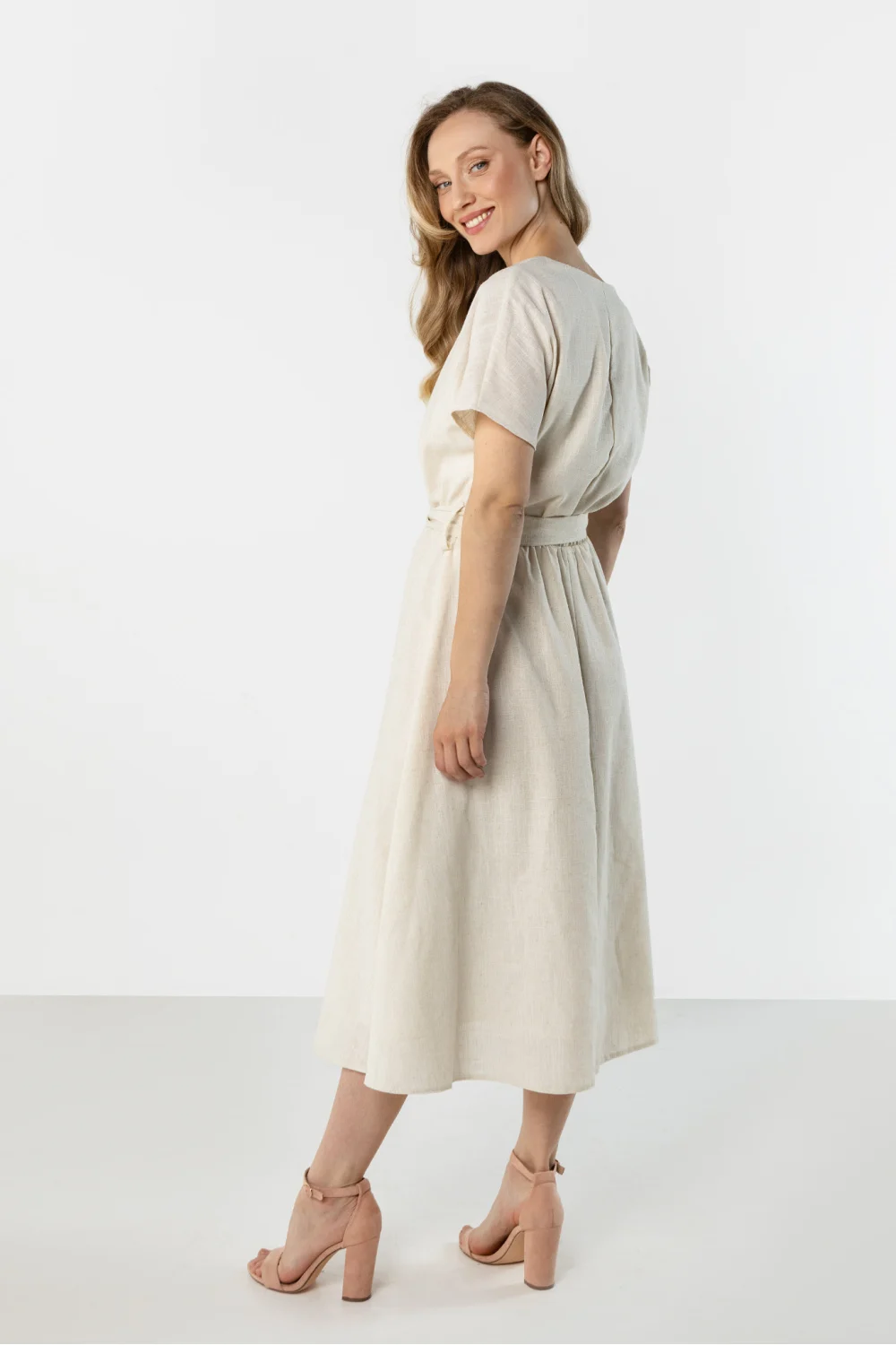 Robe de jour beige – Image 3