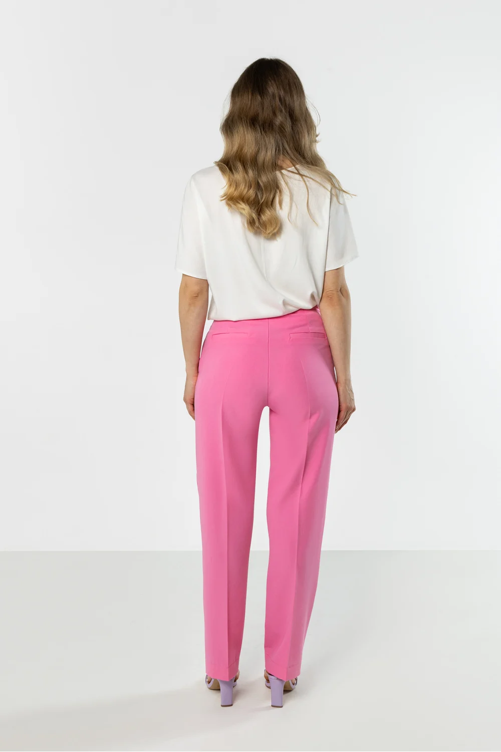 Pantalon femme rose – Image 3