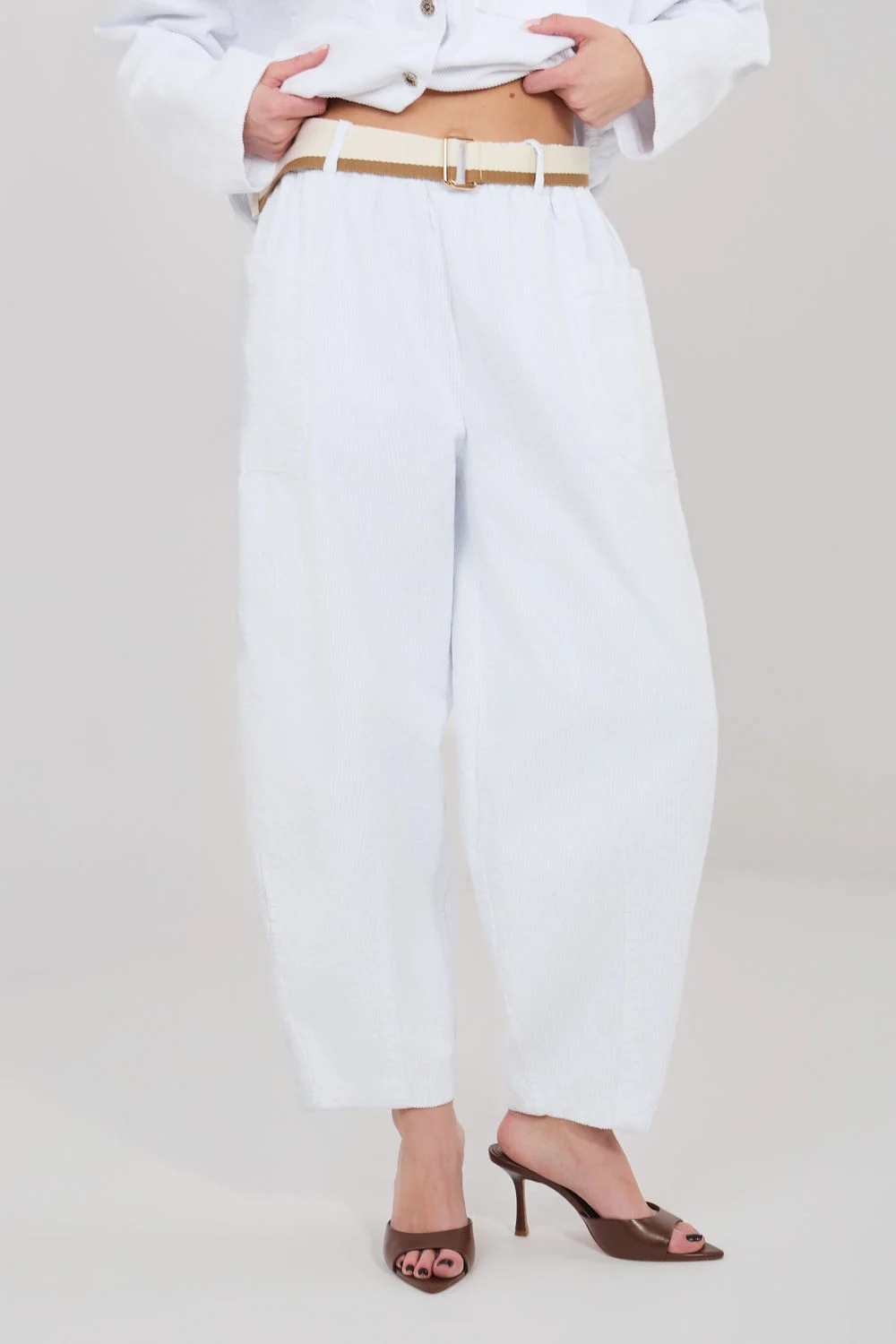 Pantalon en velours côtelé blanc