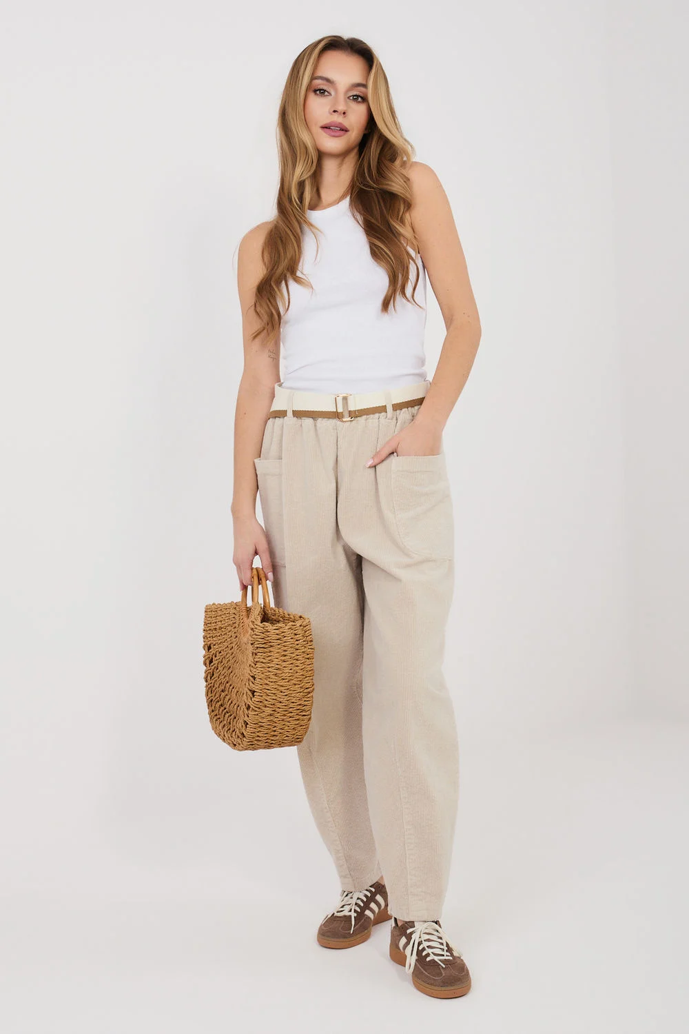 Pantalon en velours côtelé beige