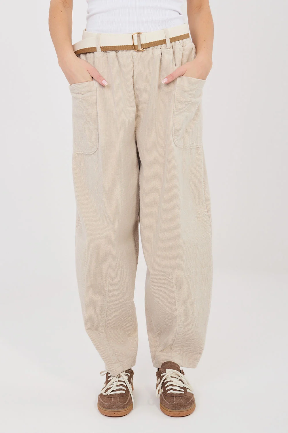 Pantalon en velours côtelé beige – Image 4