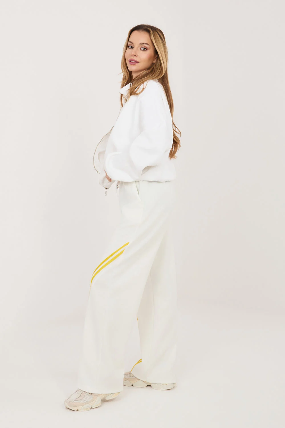 Jogging beige – Image 2