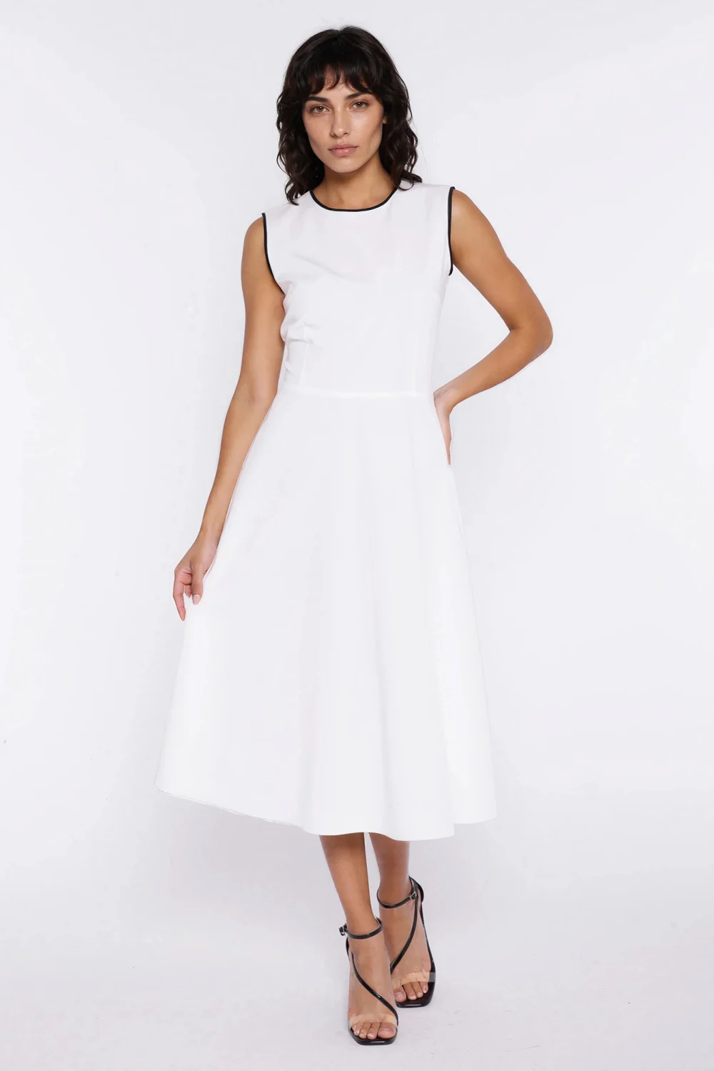 Robe de jour beige – Image 2