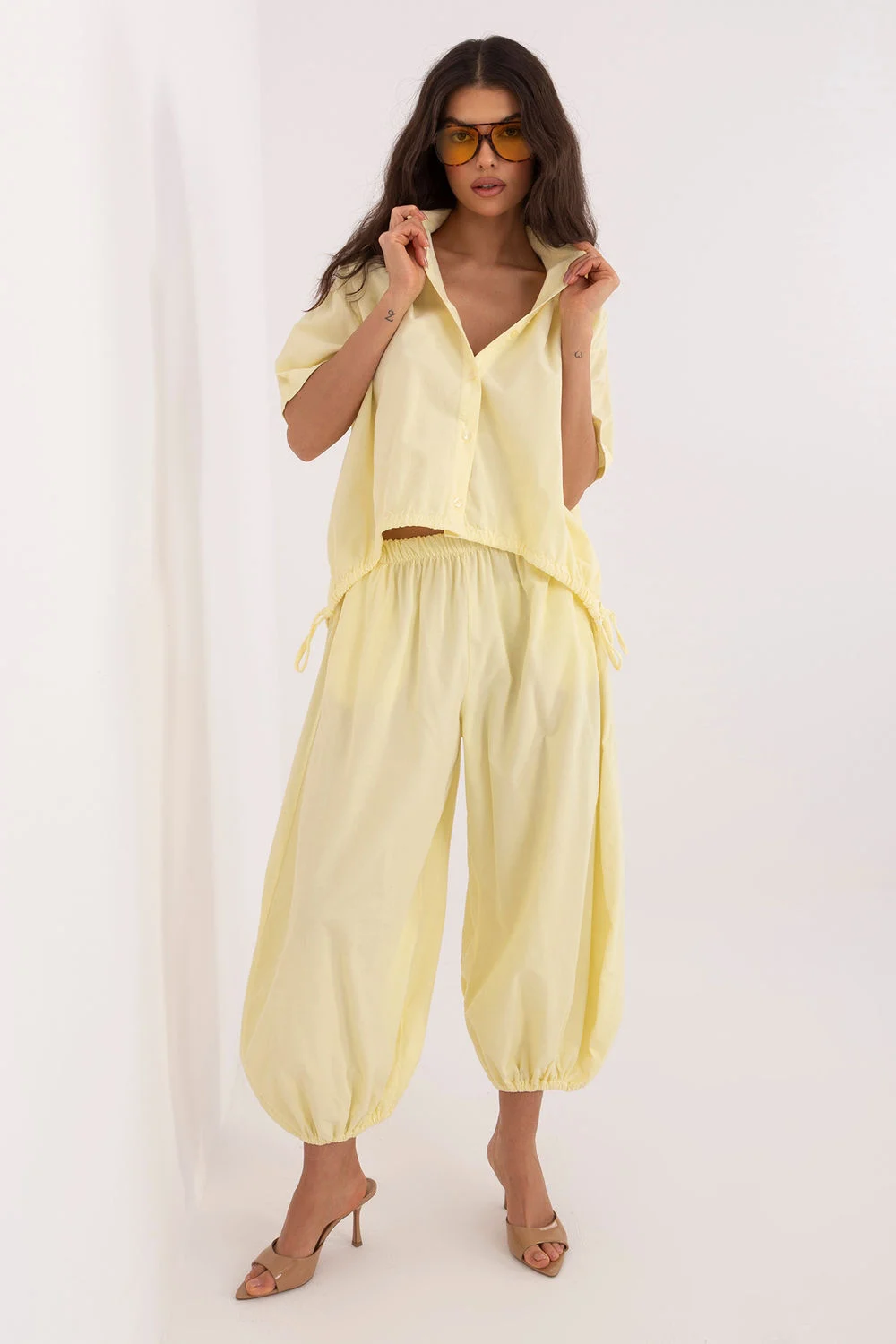 Chemise manche courte jaune – Image 2