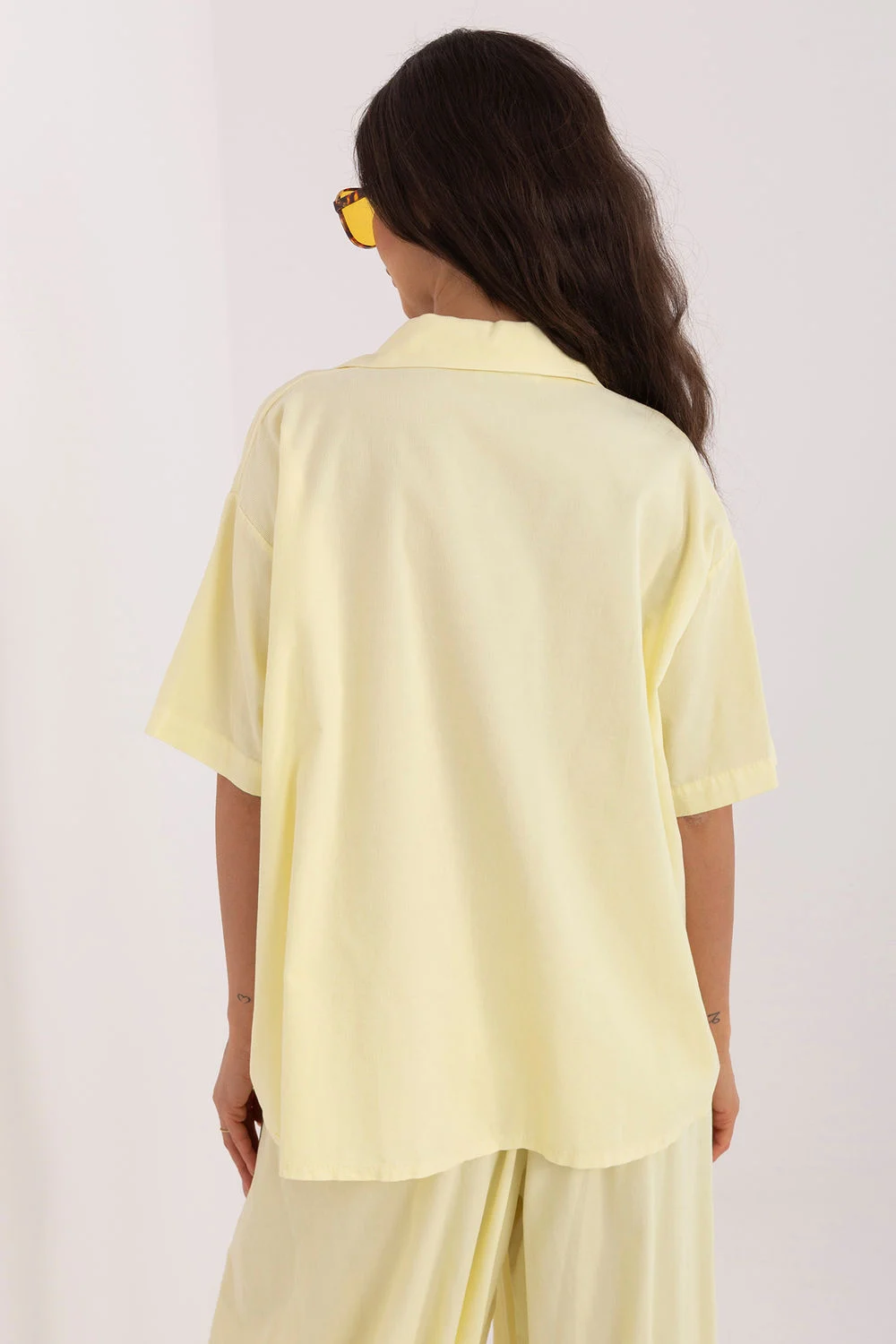 Chemise manche courte jaune – Image 3