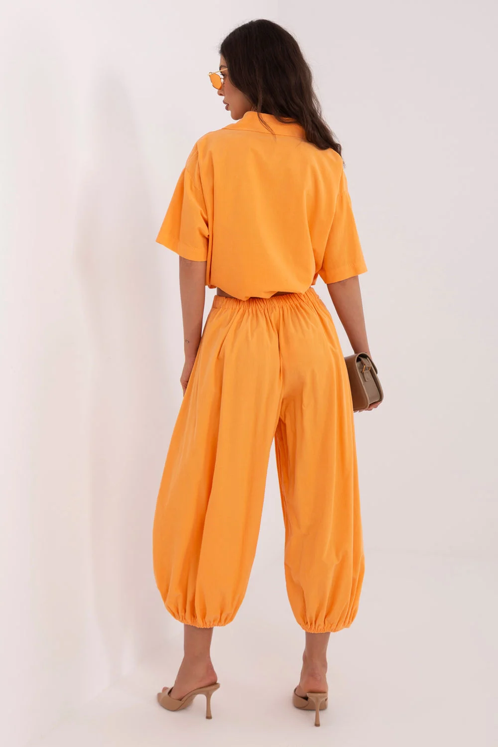 Pantalon en velours côtelé orange – Image 2