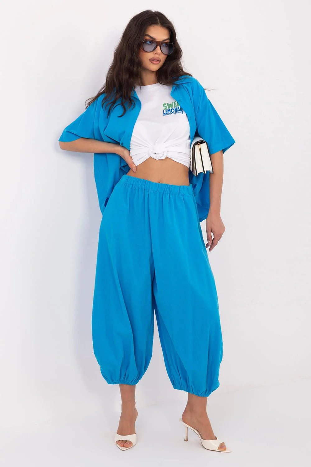 Pantalon en velours côtelé bleu