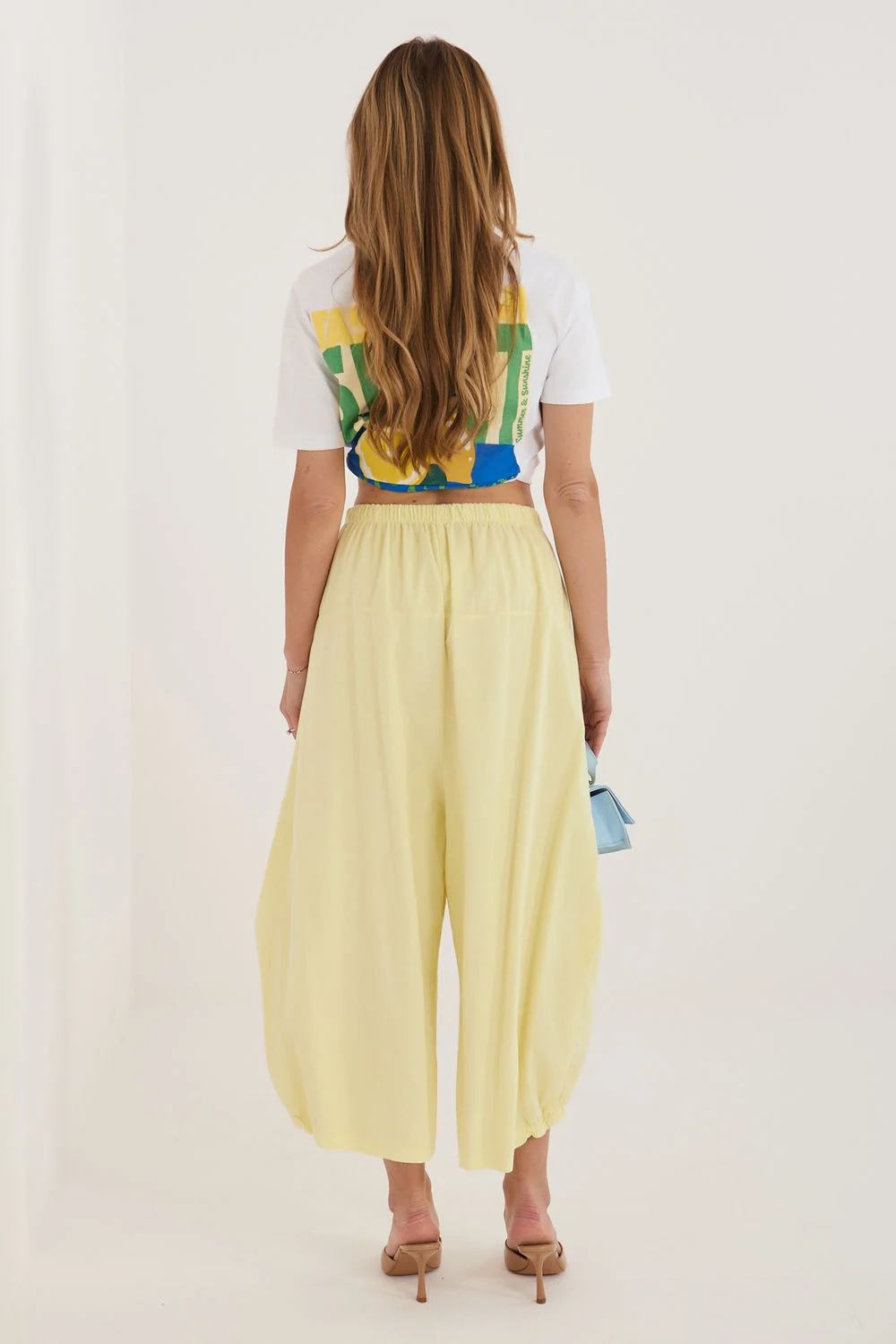 Pantalon en velours côtelé jaune – Image 3