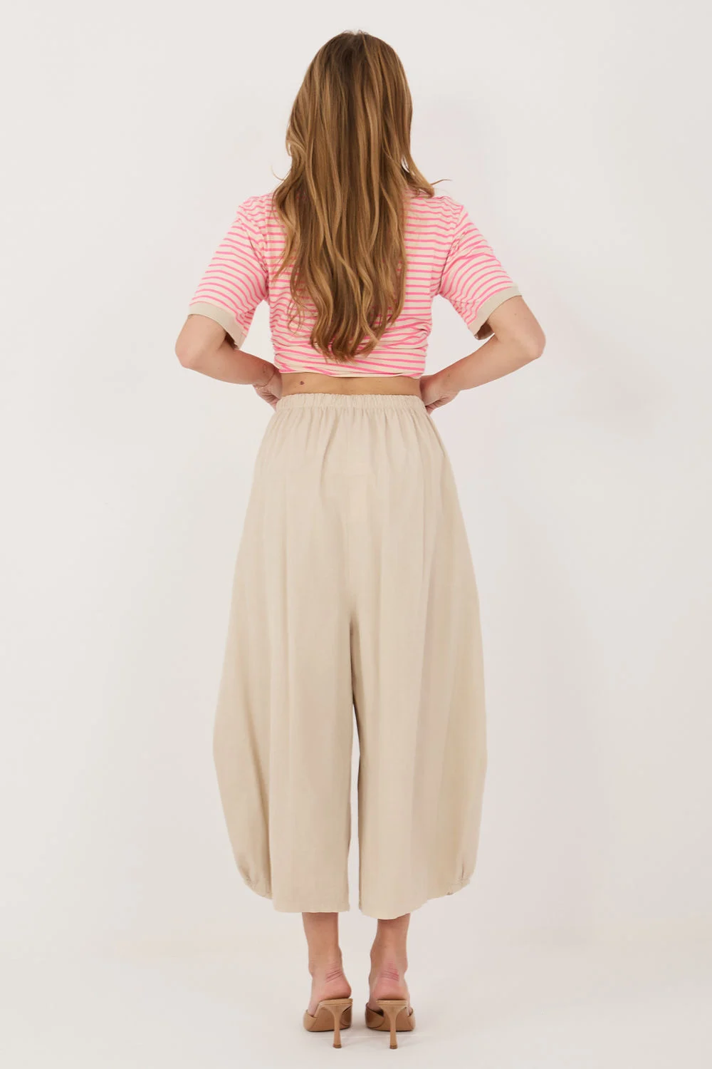 Pantalon en velours côtelé beige – Image 3