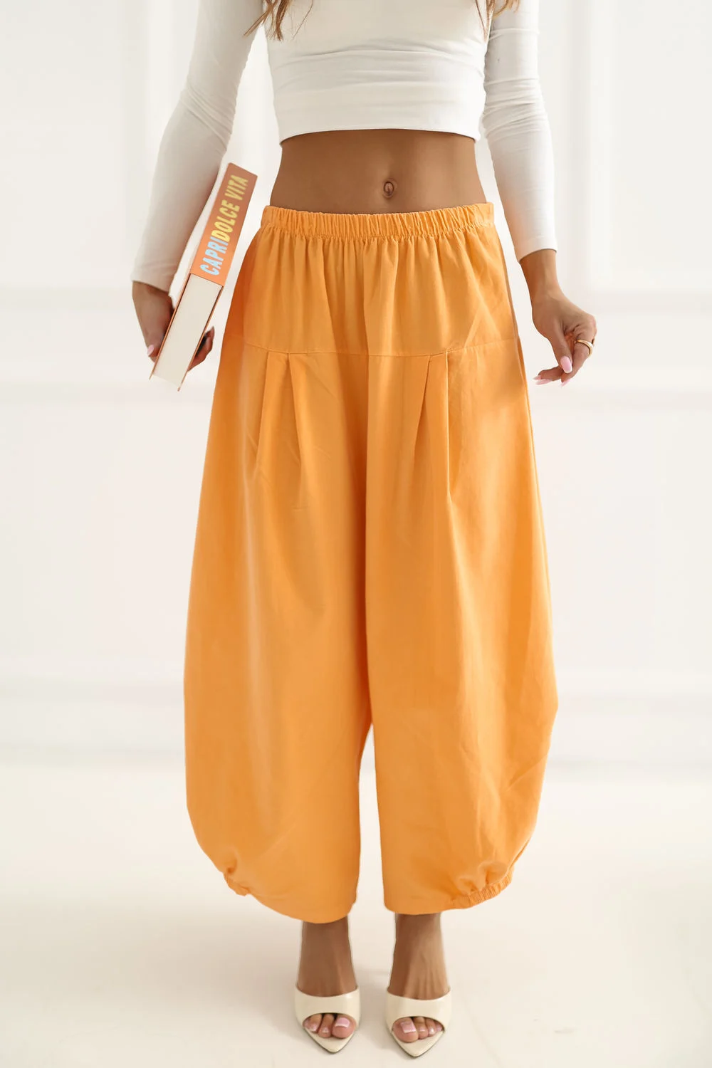Pantalon en velours côtelé orange – Image 3