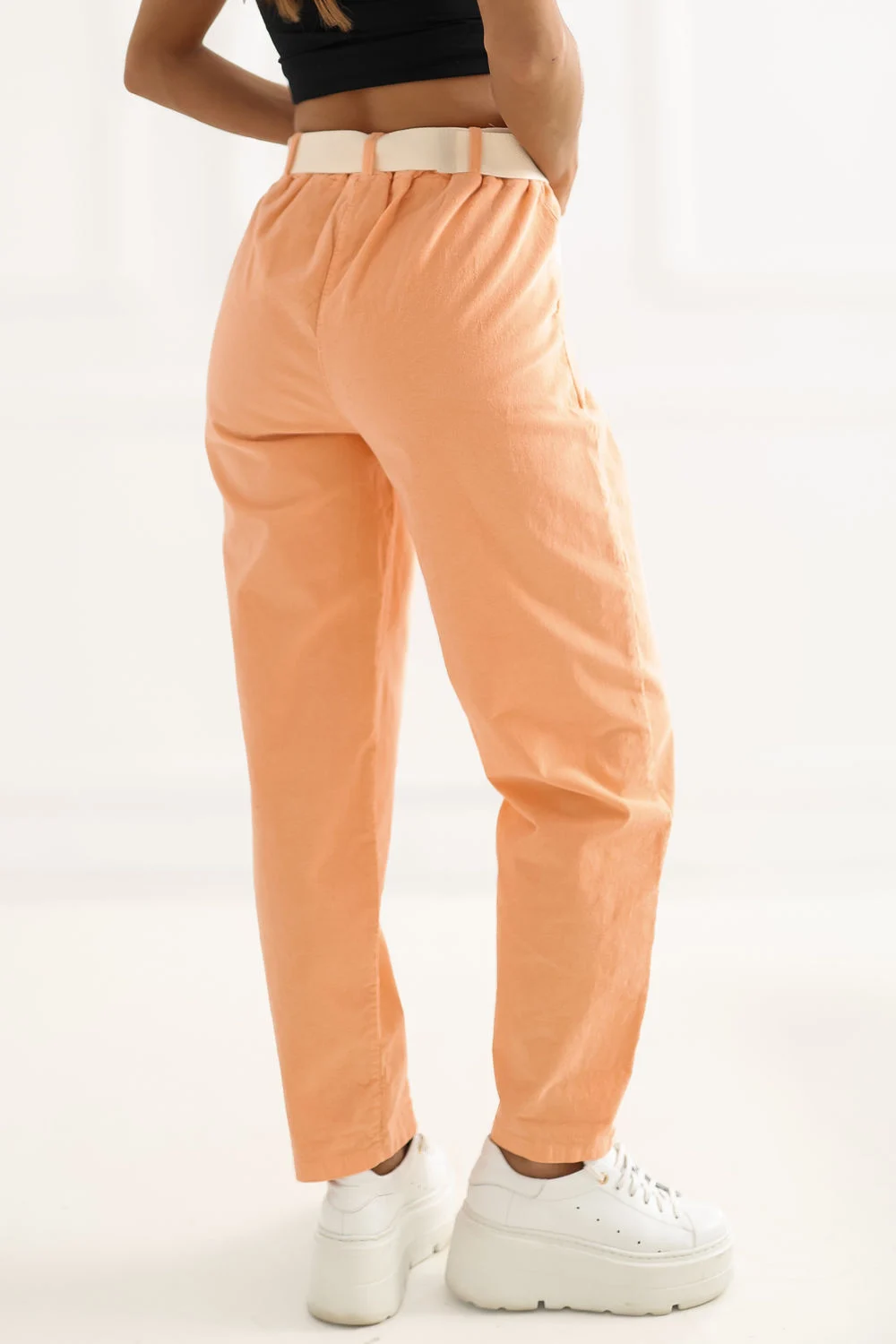 Pantalon en velours côtelé orange – Image 3