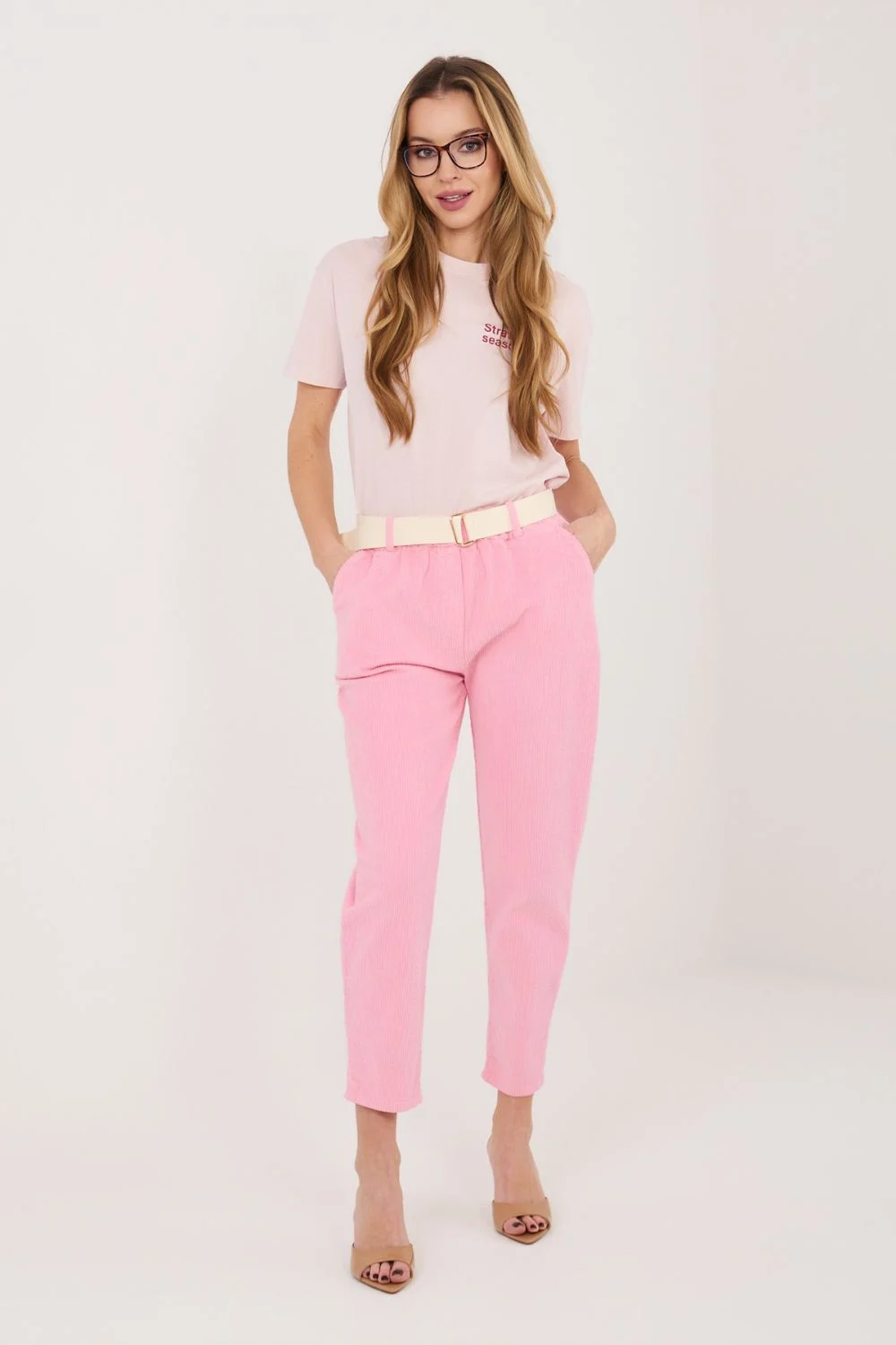 Pantalon en velours côtelé rose – Image 4