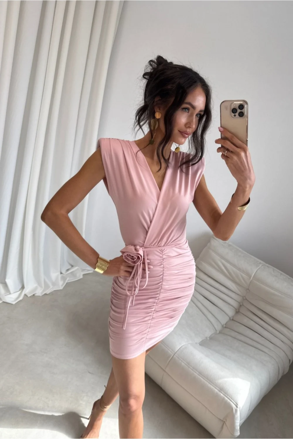Robe courte rose – Image 4