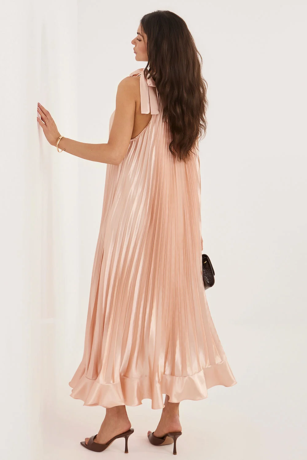 Robe de cocktail rose – Image 2