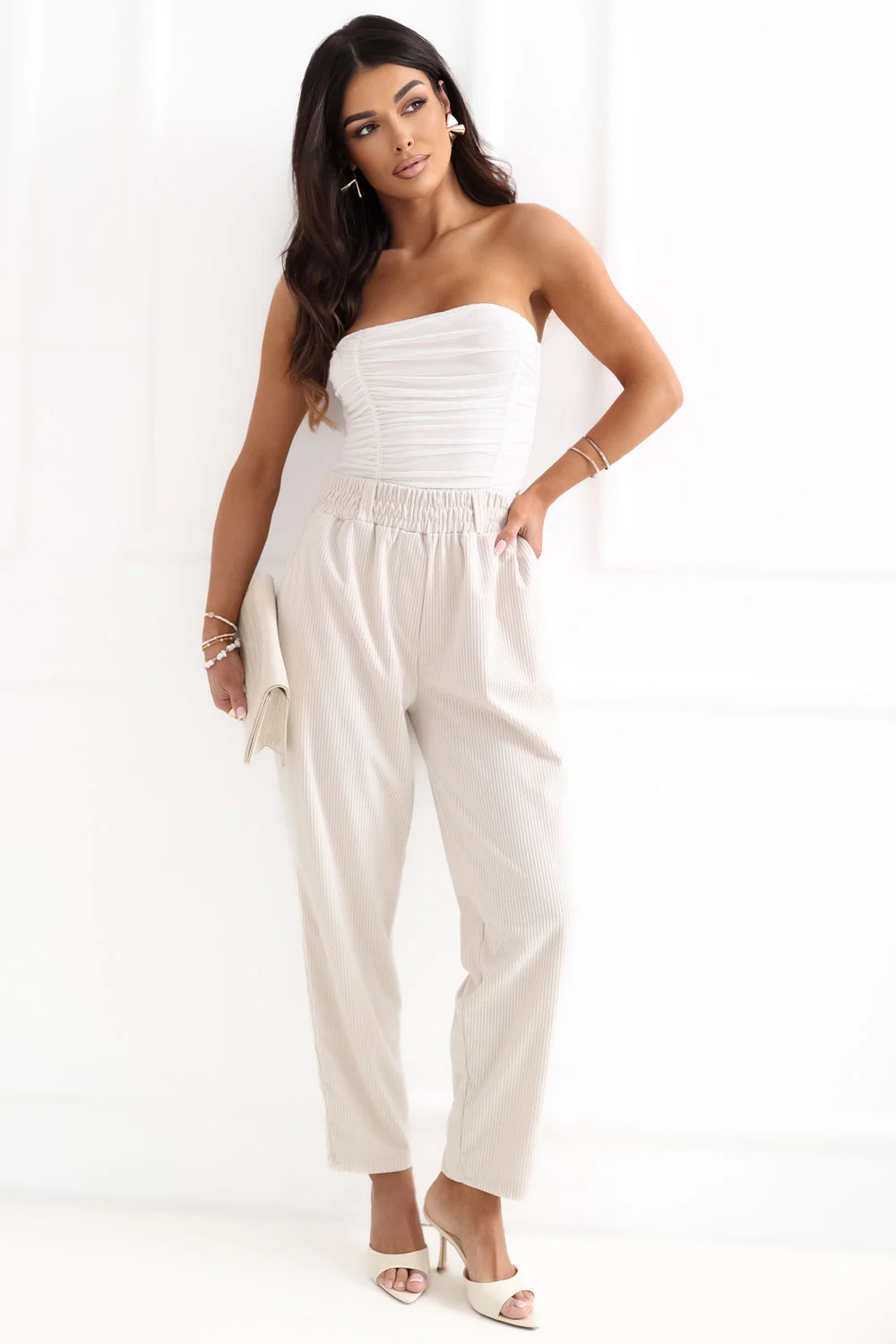 Pantalon en velours côtelé beige