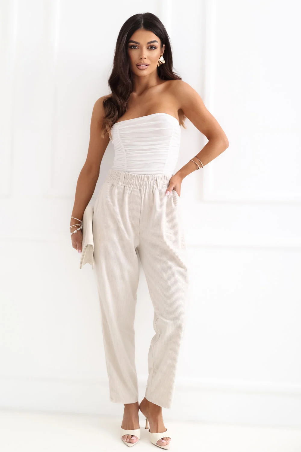 Pantalon en velours côtelé beige – Image 4