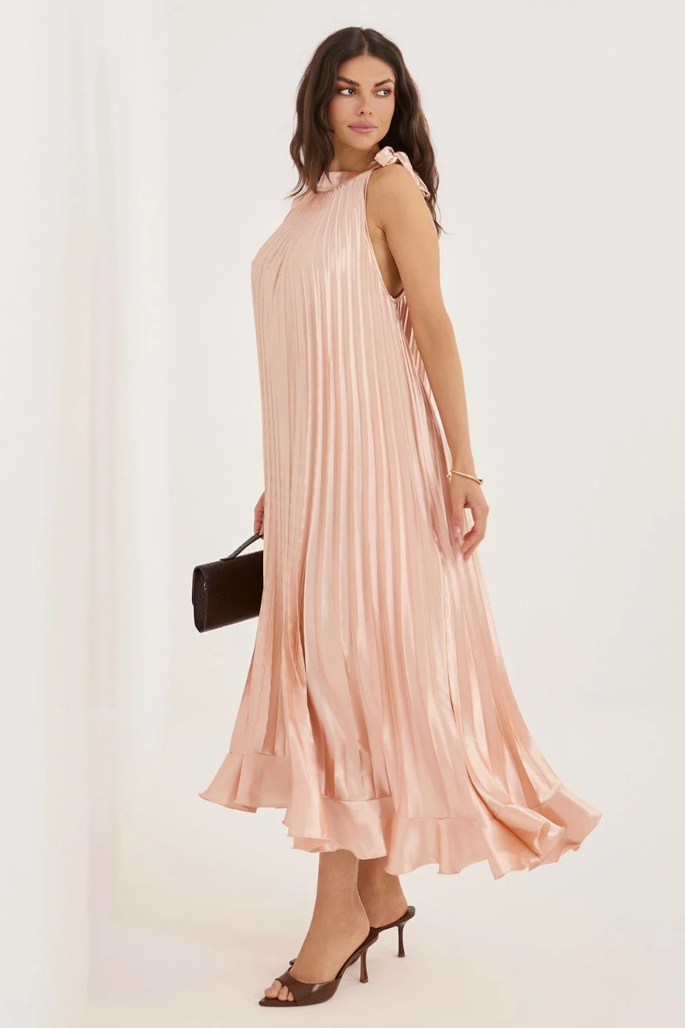 Robe de cocktail rose – Image 3