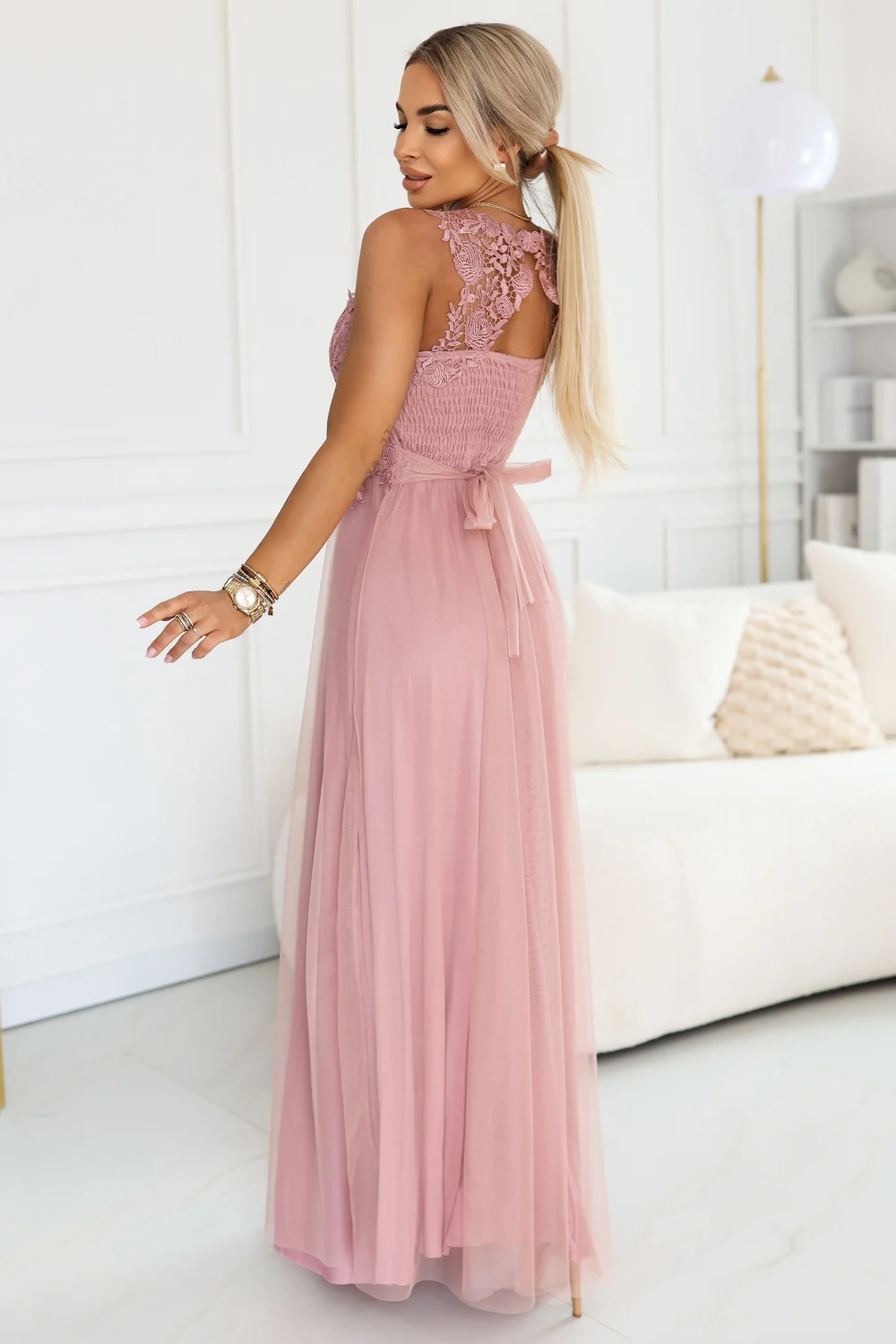 Robe longue rose – Image 2