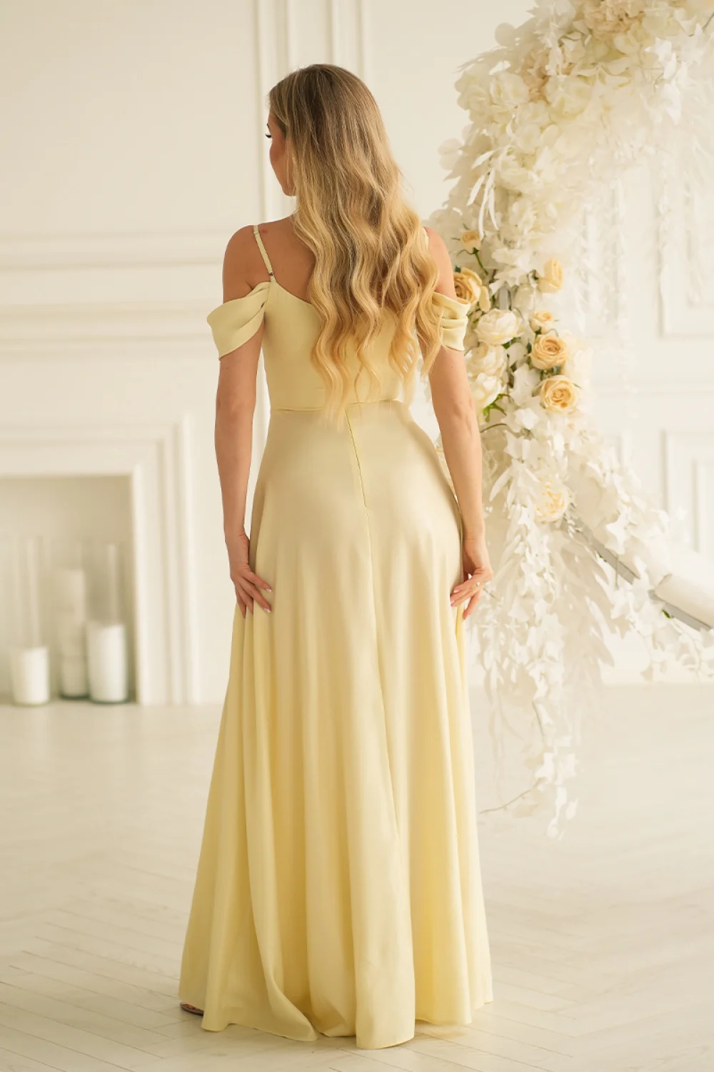 Robe longue jaune – Image 3