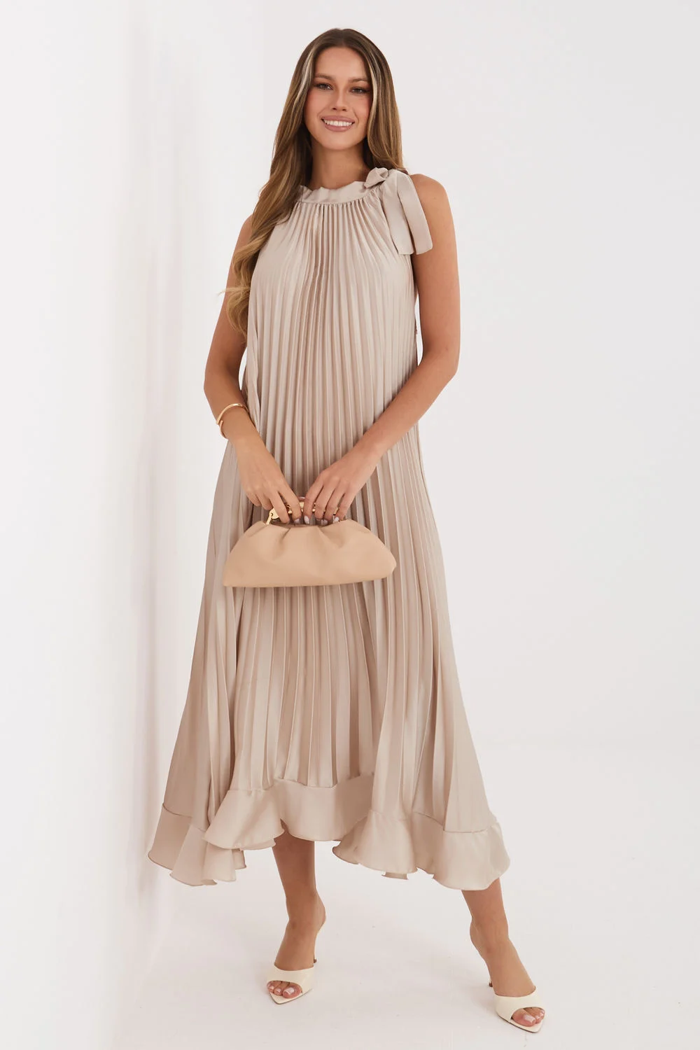 Robe de cocktail beige