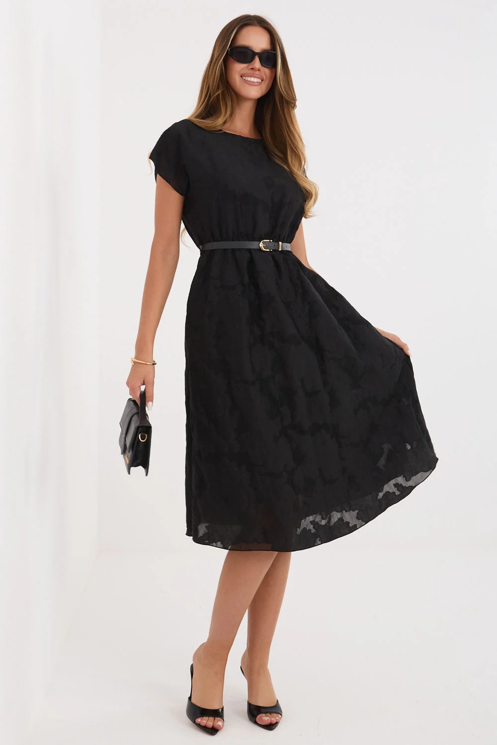 Robe de cocktail noire – Image 2
