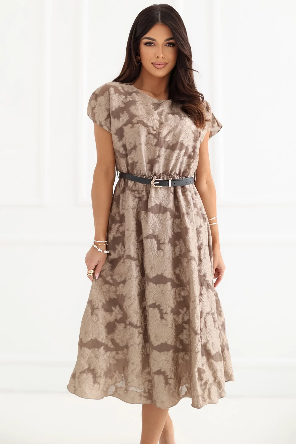 Robe de cocktail beige