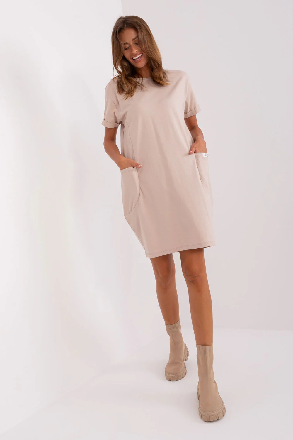 Robe de jour beige – Image 2