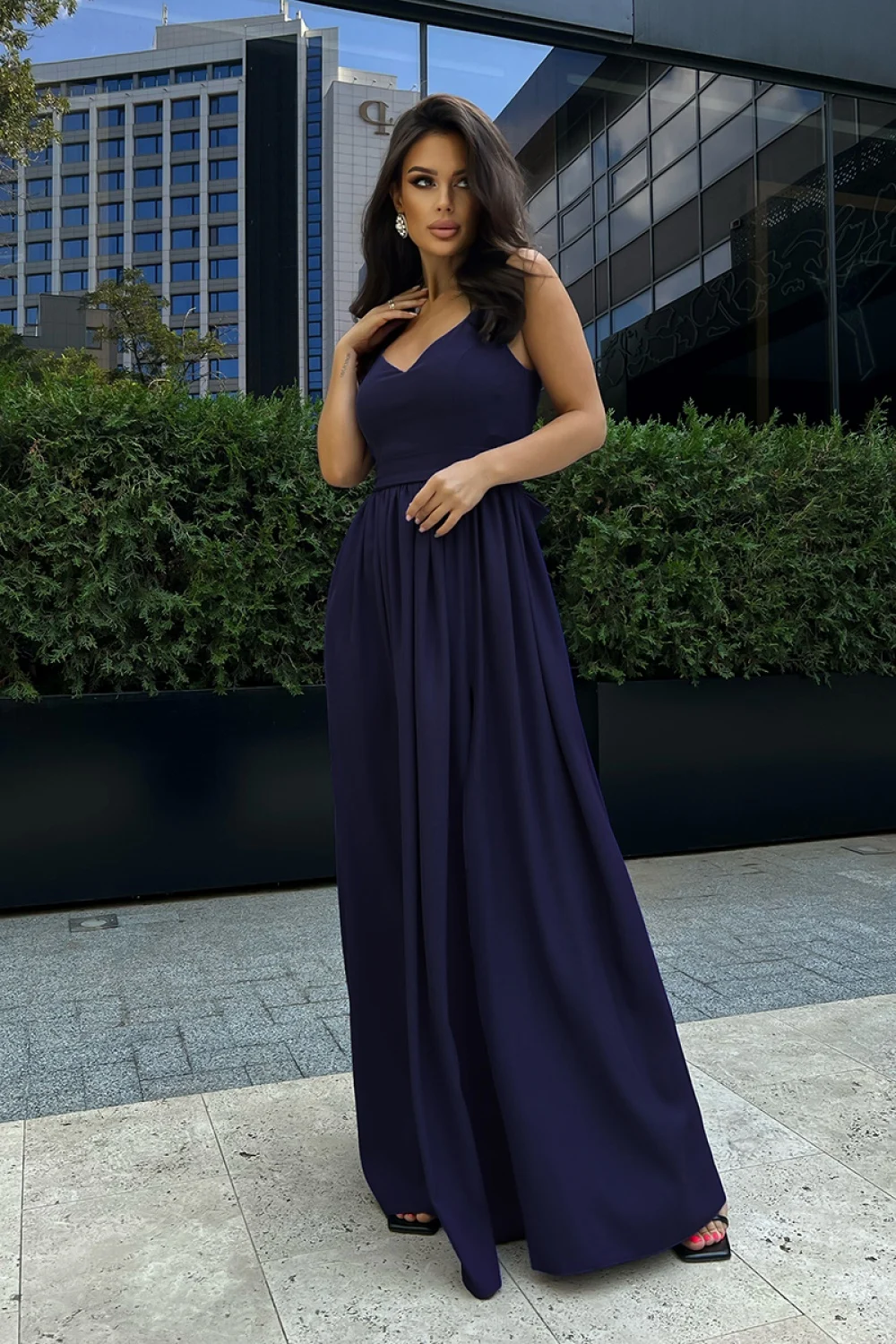 Robe de soirée bleue marine – Image 4