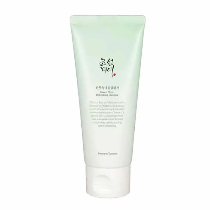 Green Plum Refreshing Cleanser