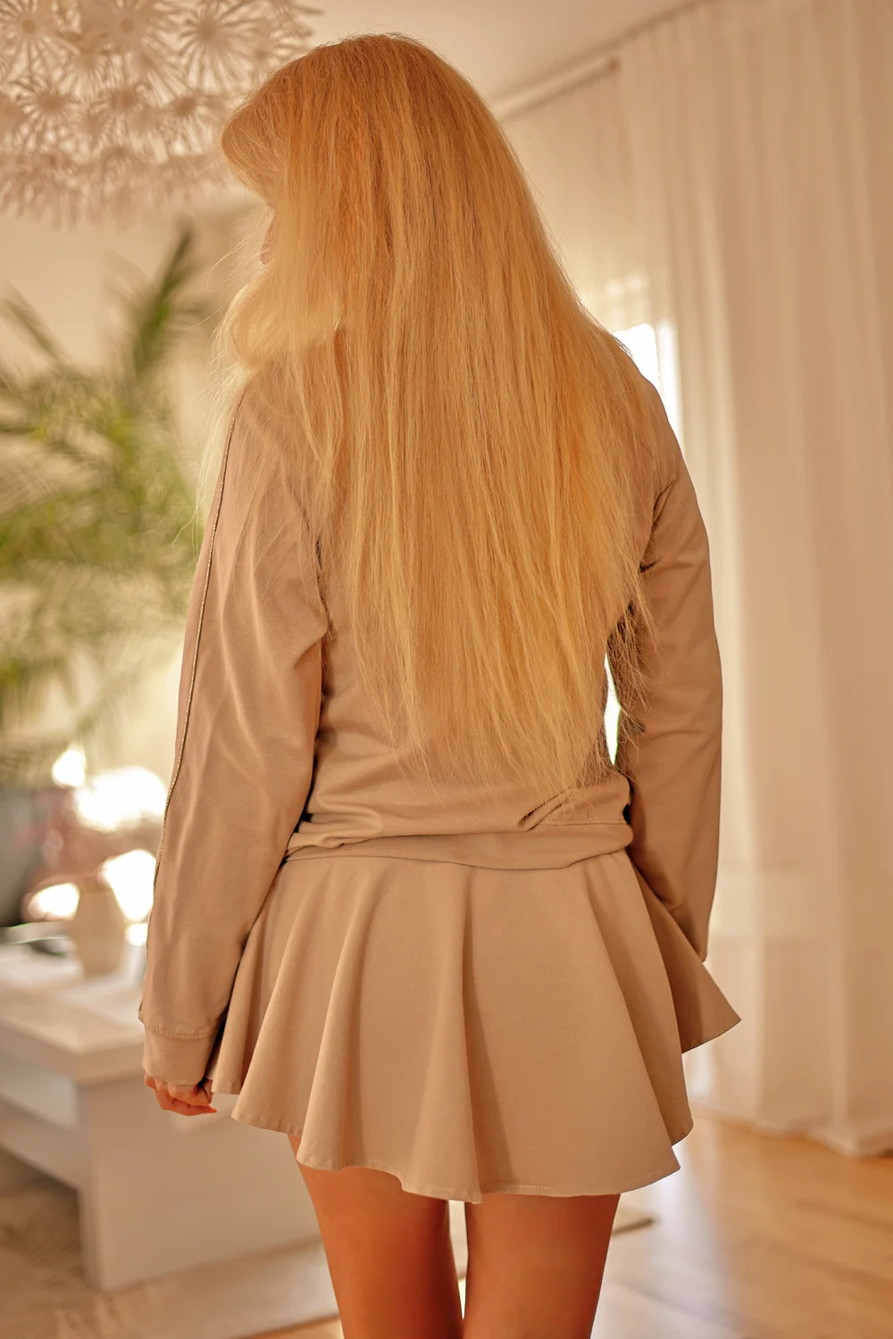 Short-jupe beige – Image 3