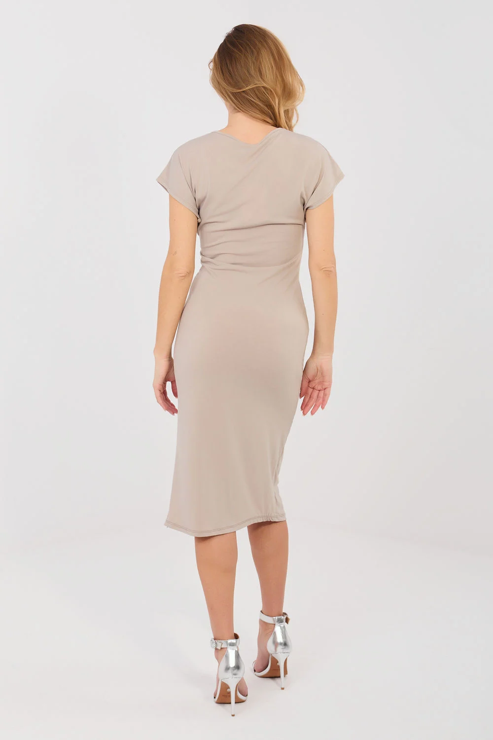 Robe de cocktail beige – Image 3