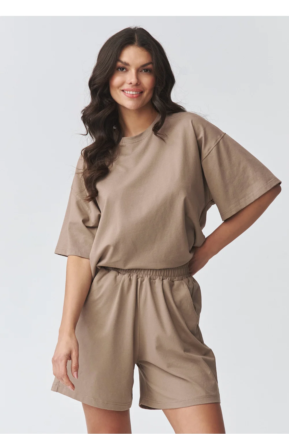Ensemble brun