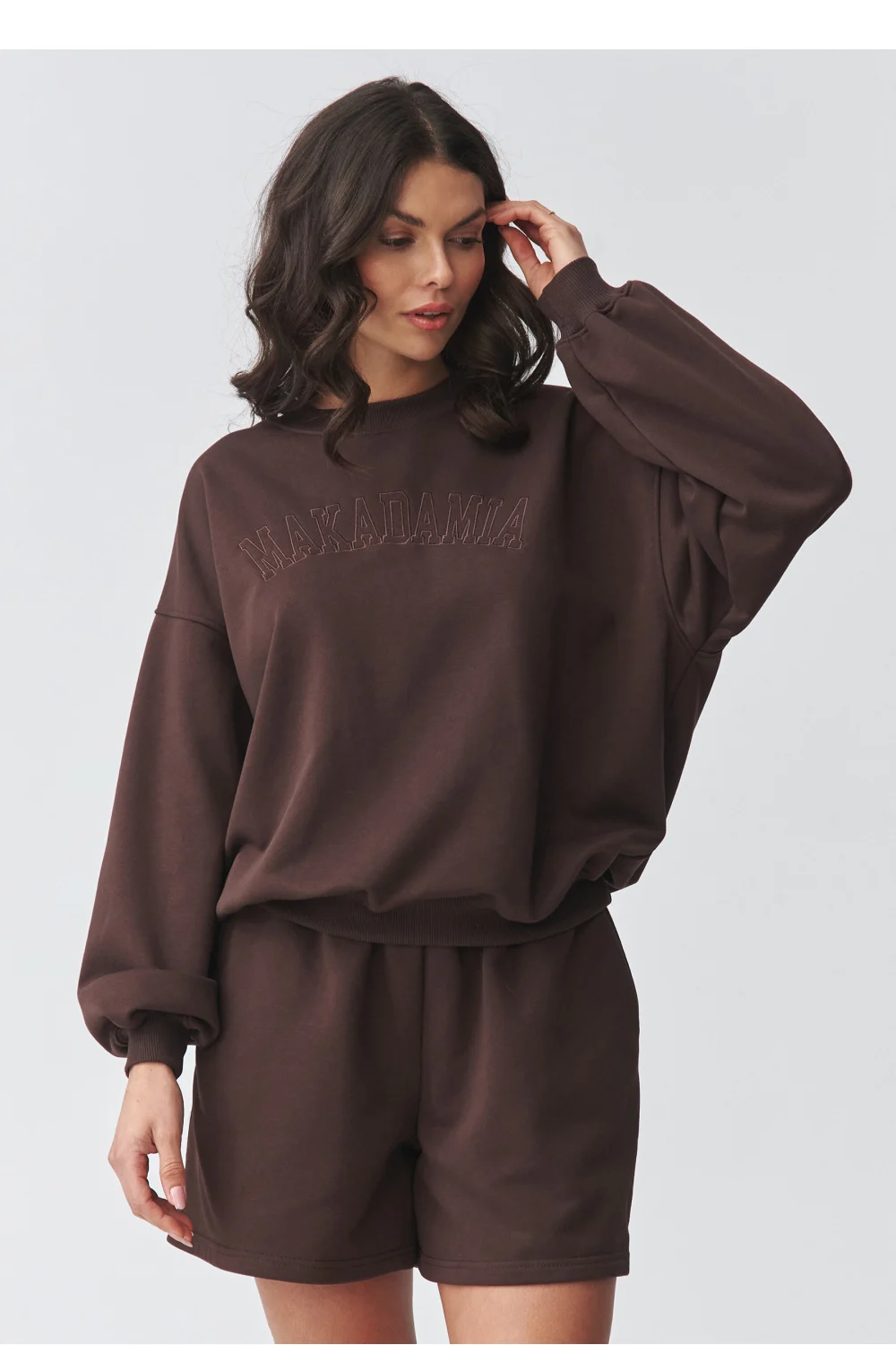 Ensemble brun