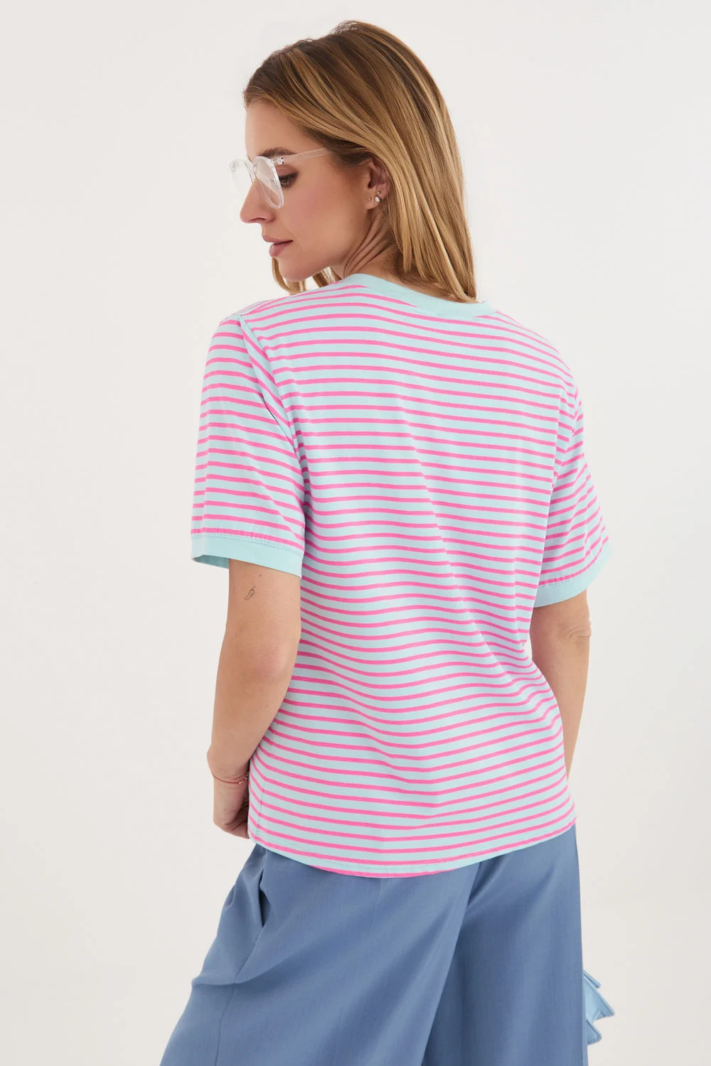 T-shirt bleu – Image 3