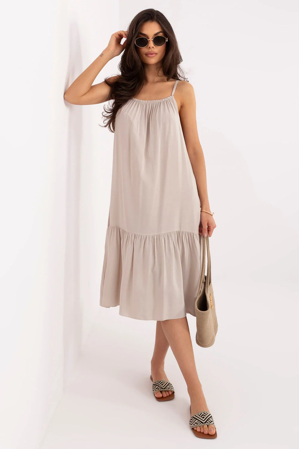 Robe de jour beige