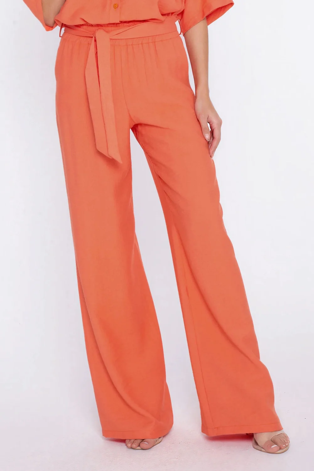 Short orange