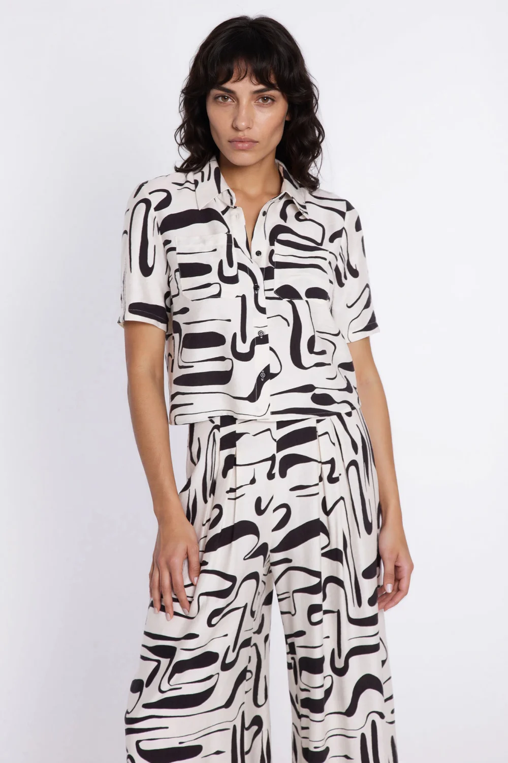Chemise manche courte multicouleur – Image 2