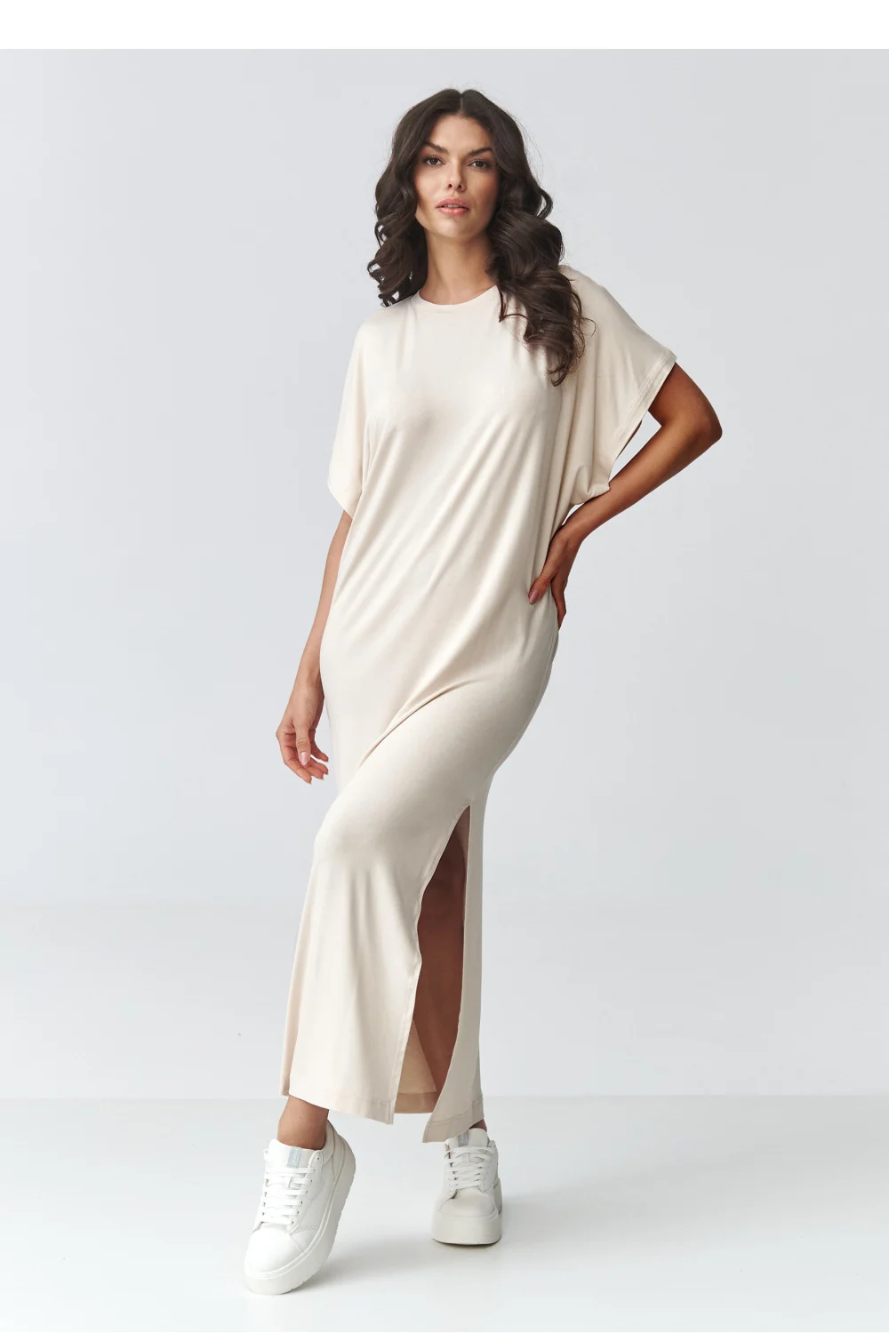 Robe de jour beige