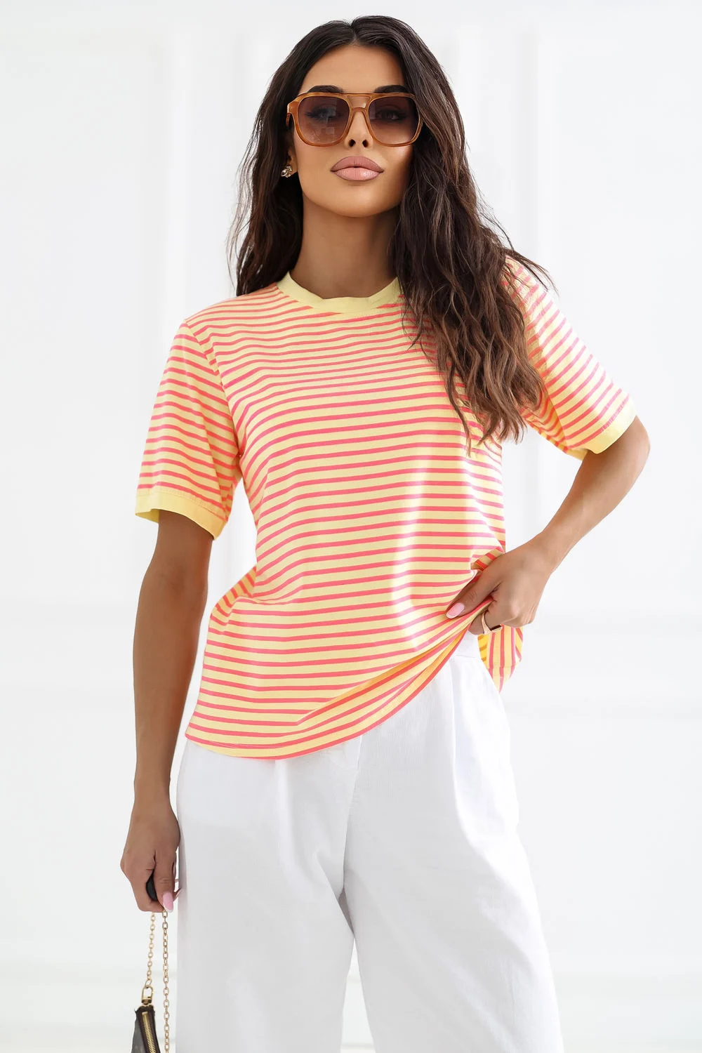 T-shirt jaune