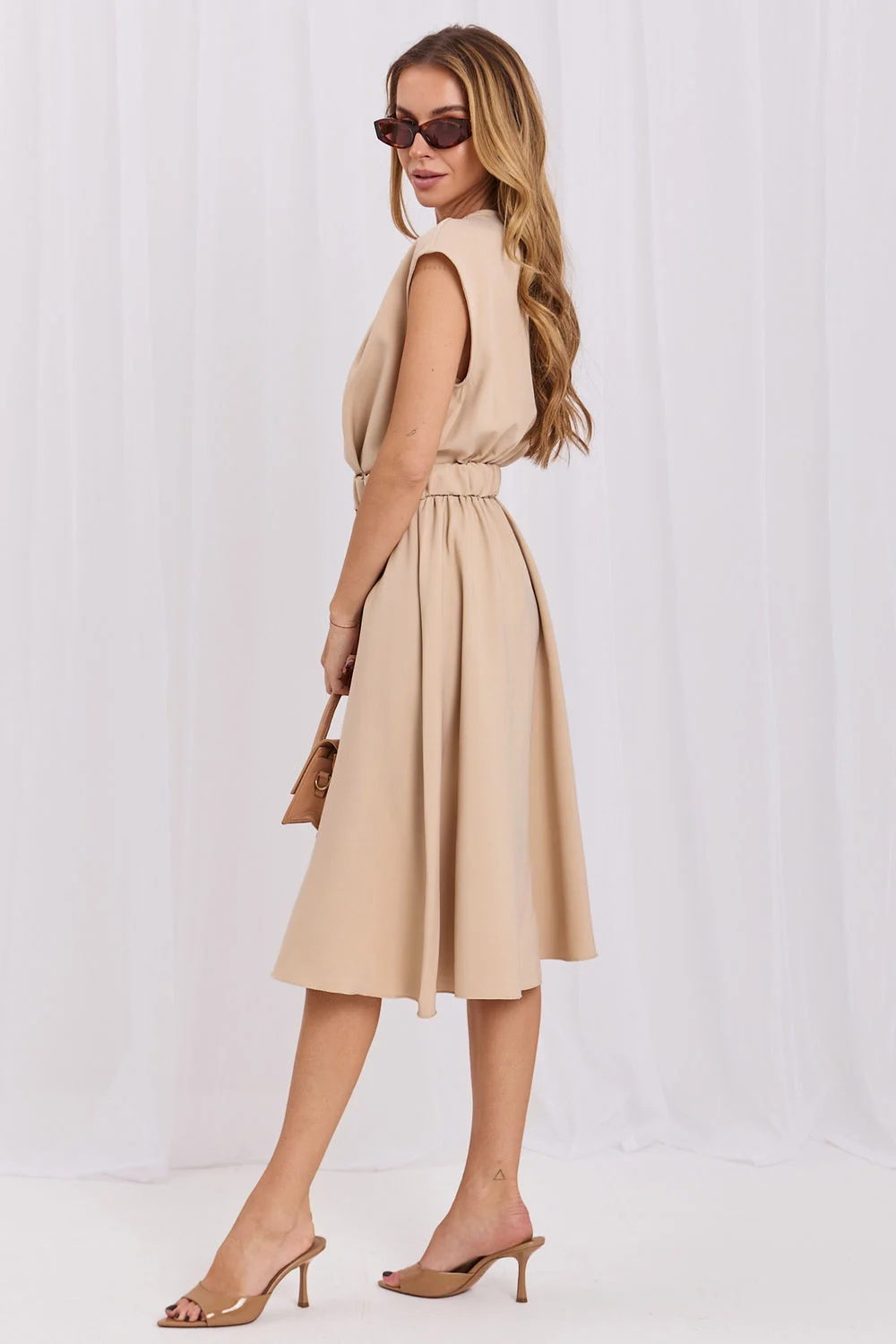 Robe de jour beige – Image 2