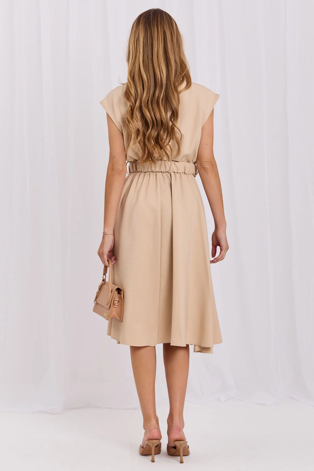 Robe de jour beige – Image 3