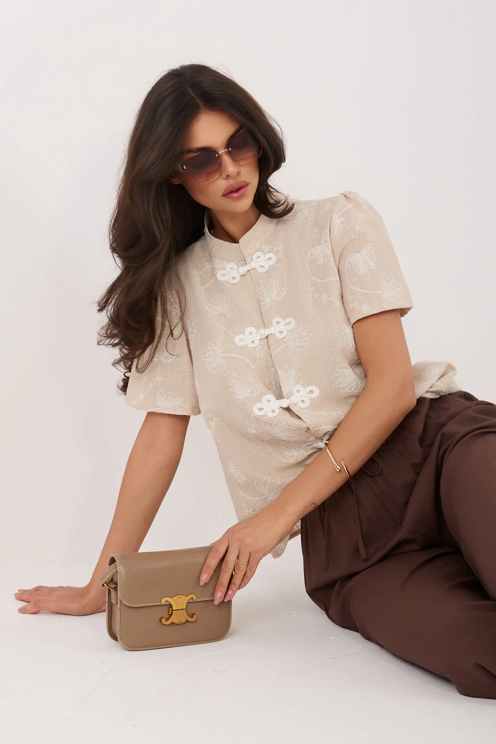 Chemise manche courte beige – Image 2
