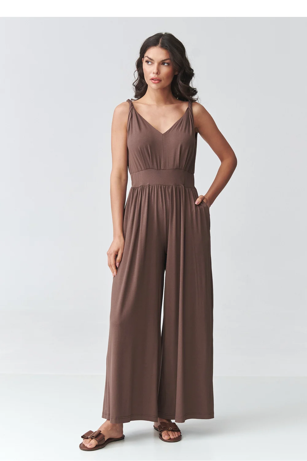Combinaison brune