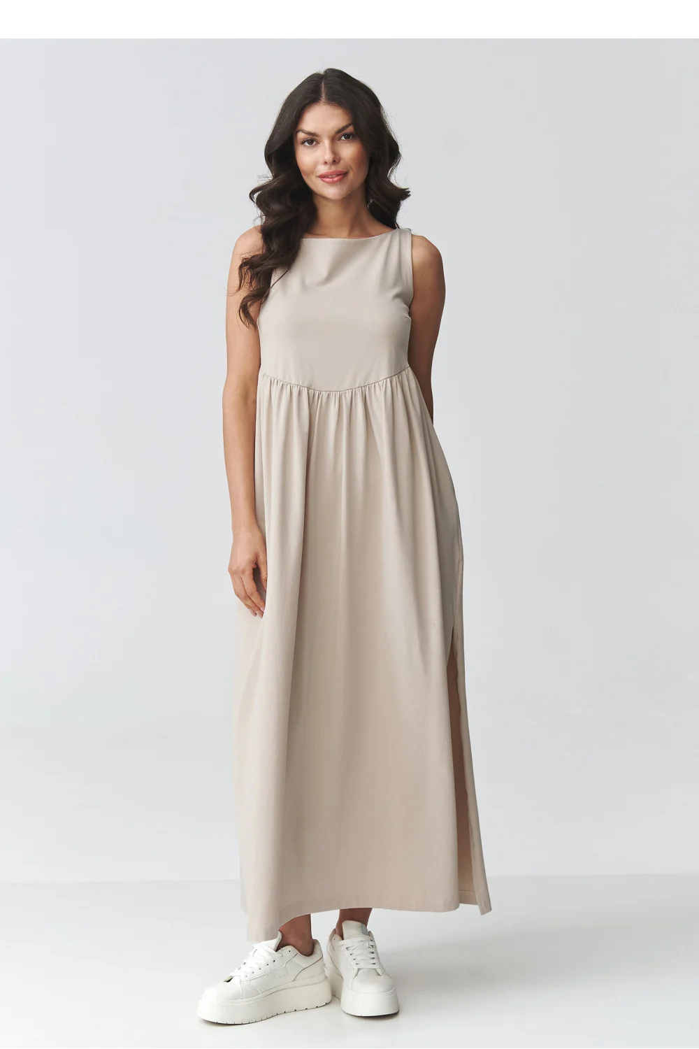 Robe de jour beige
