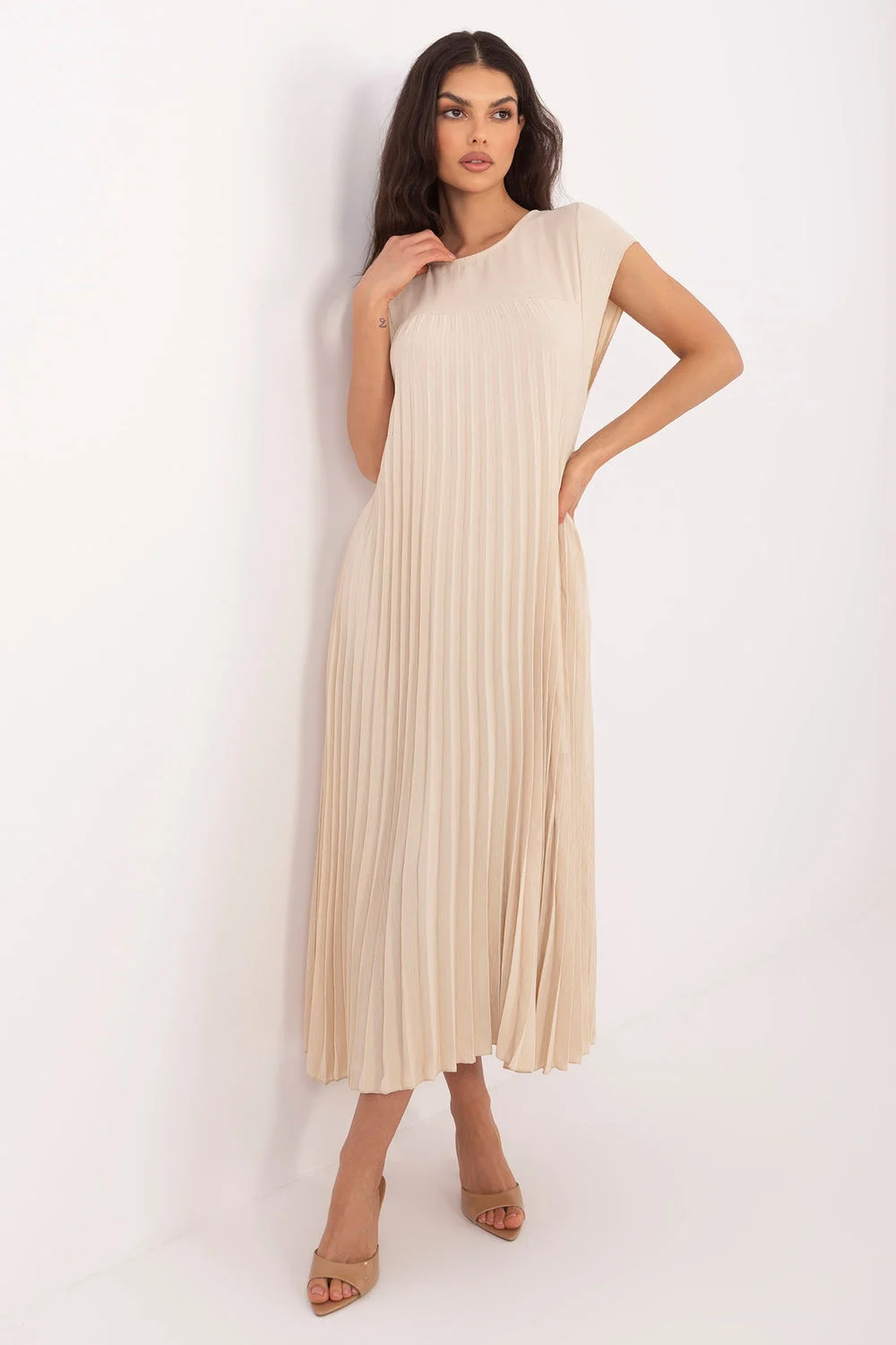 Robe de jour beige